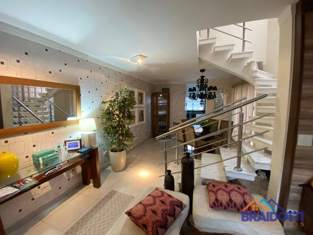 Casa, 3 quartos, 200 m² - Foto 4