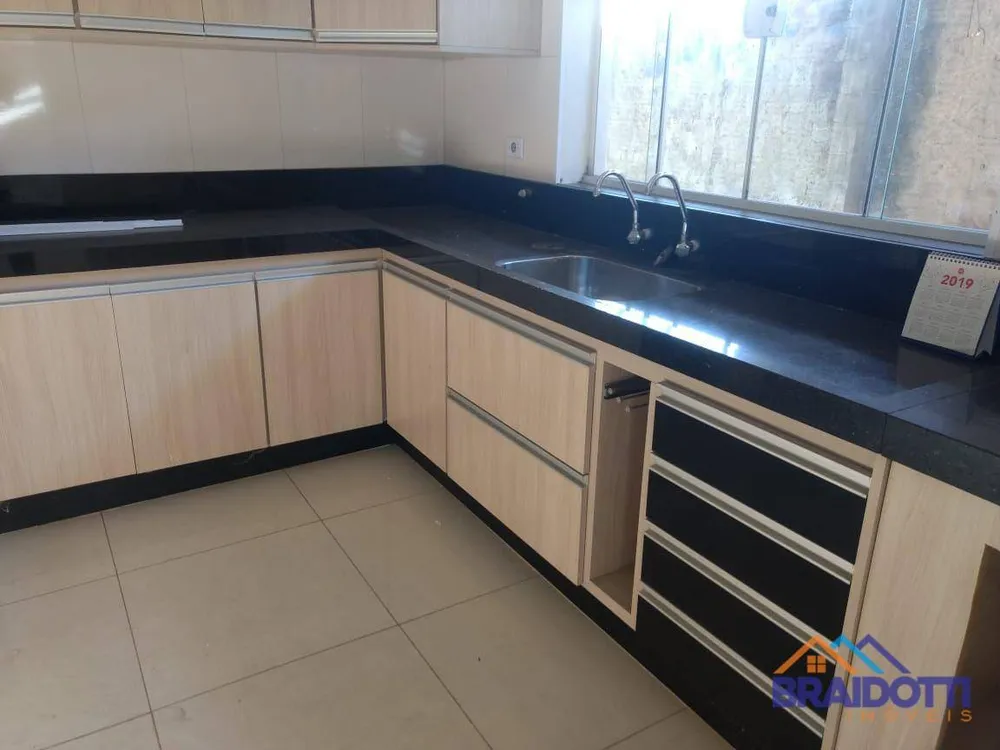 Casa, 3 quartos, 120 m² - Foto 2