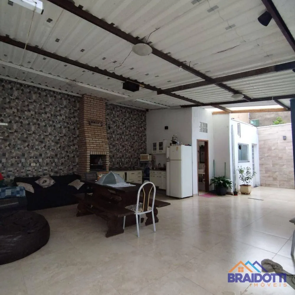 Casa, 2 quartos, 140 m² - Foto 1