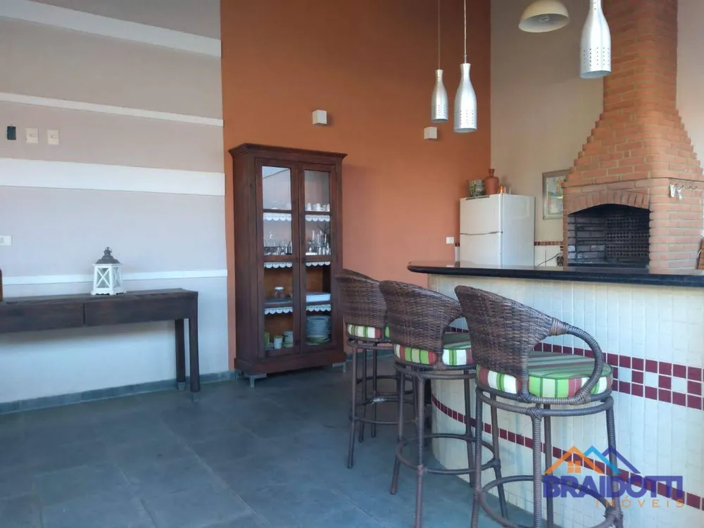 Casa, 3 quartos, 249 m² - Foto 3