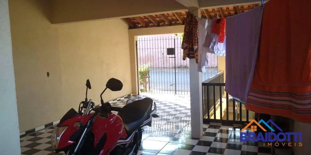 Casa, 4 quartos, 180 m² - Foto 3