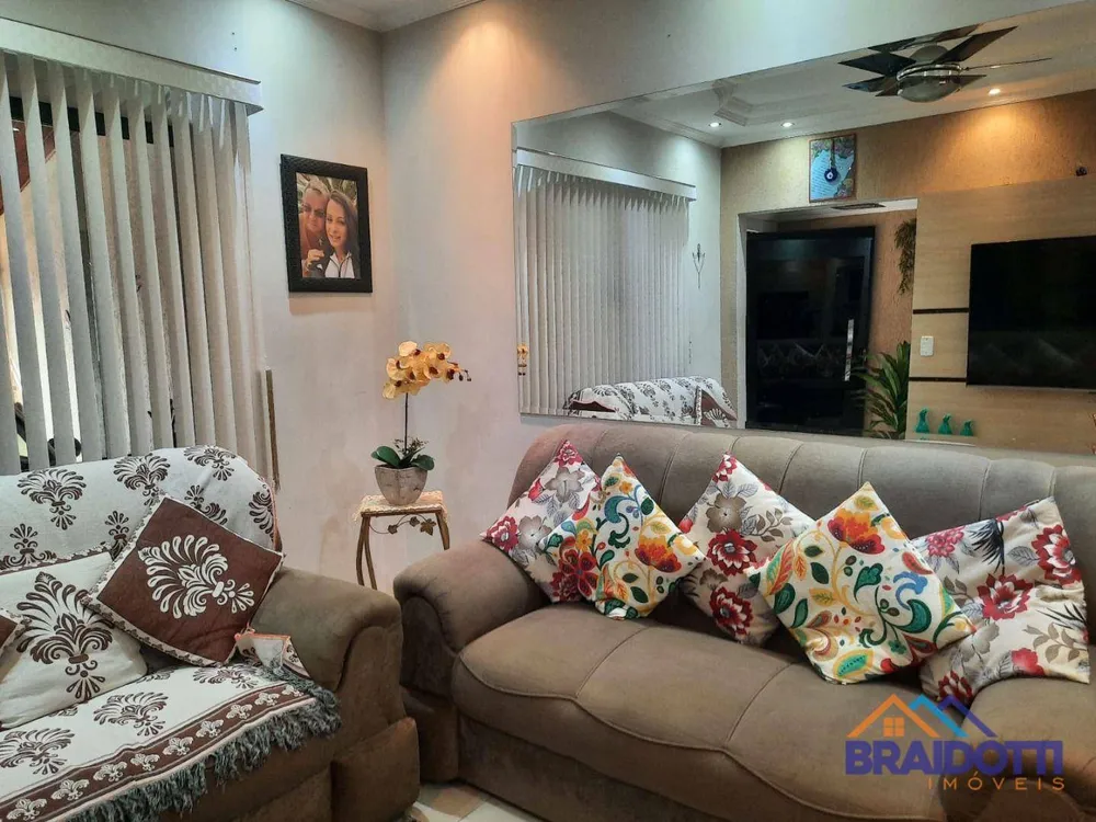 Casa, 3 quartos, 130 m² - Foto 3