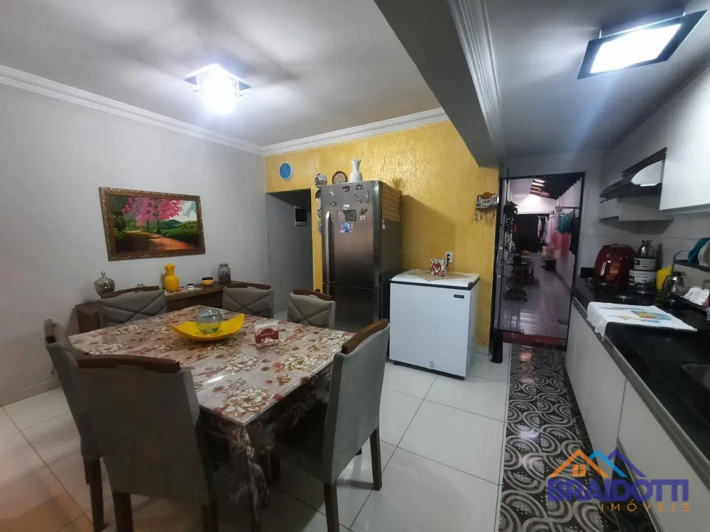 Casa, 3 quartos, 130 m² - Foto 4