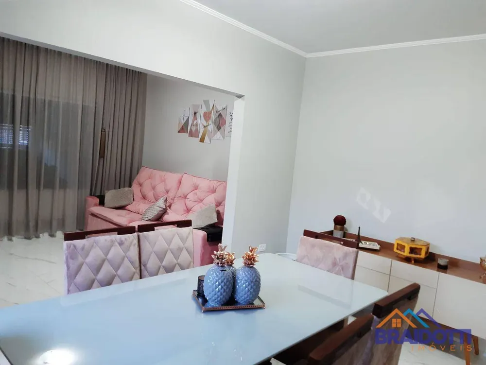Casa, 4 quartos, 153 m² - Foto 1