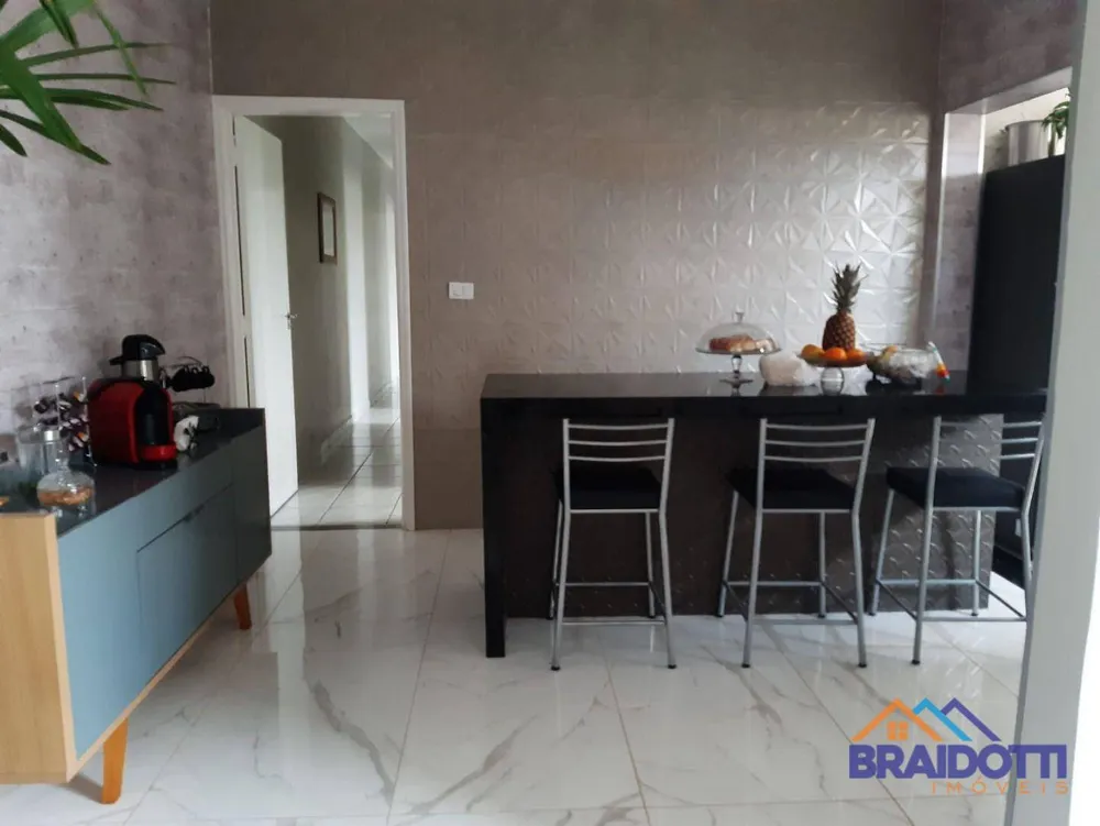 Casa, 4 quartos, 153 m² - Foto 2