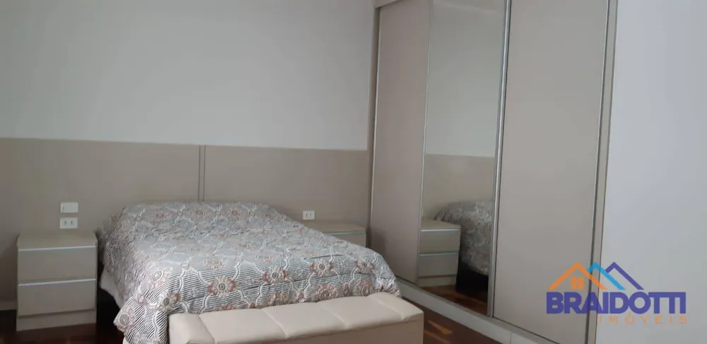 Casa, 3 quartos, 238 m² - Foto 4