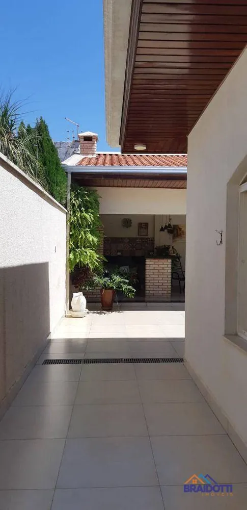 Casa, 3 quartos, 238 m² - Foto 3