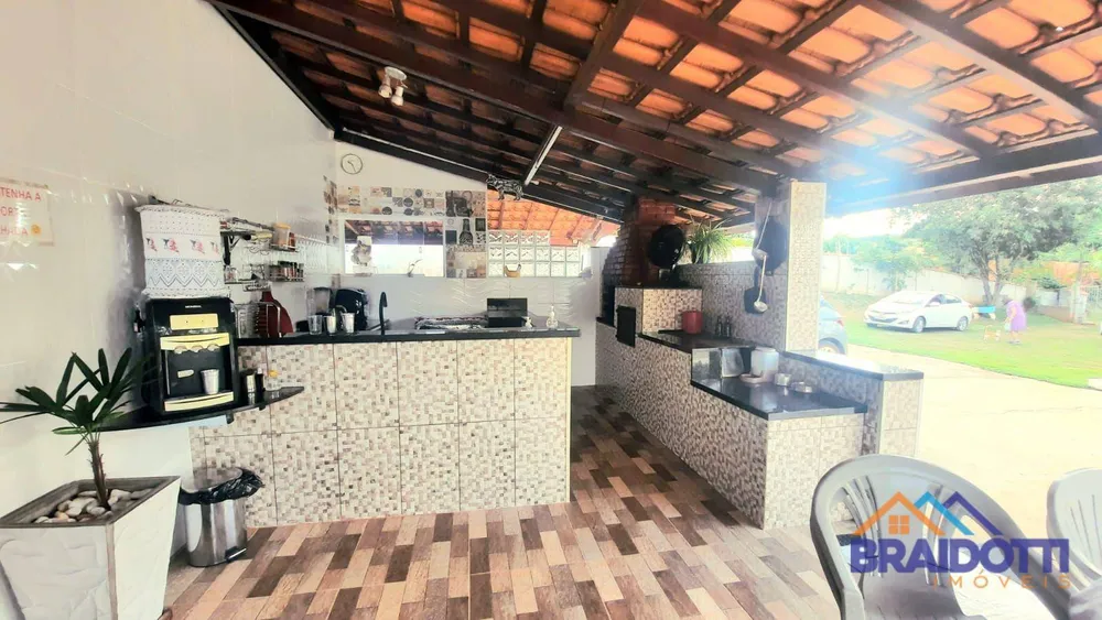 Chácara, 3 quartos, 1600 m² - Foto 3