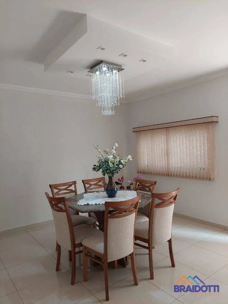Casa, 3 quartos, 163 m² - Foto 3
