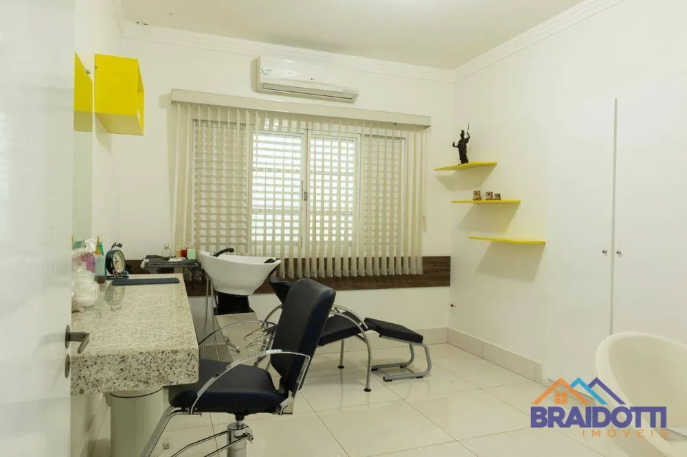 Casa, 5 quartos, 204 m² - Foto 4