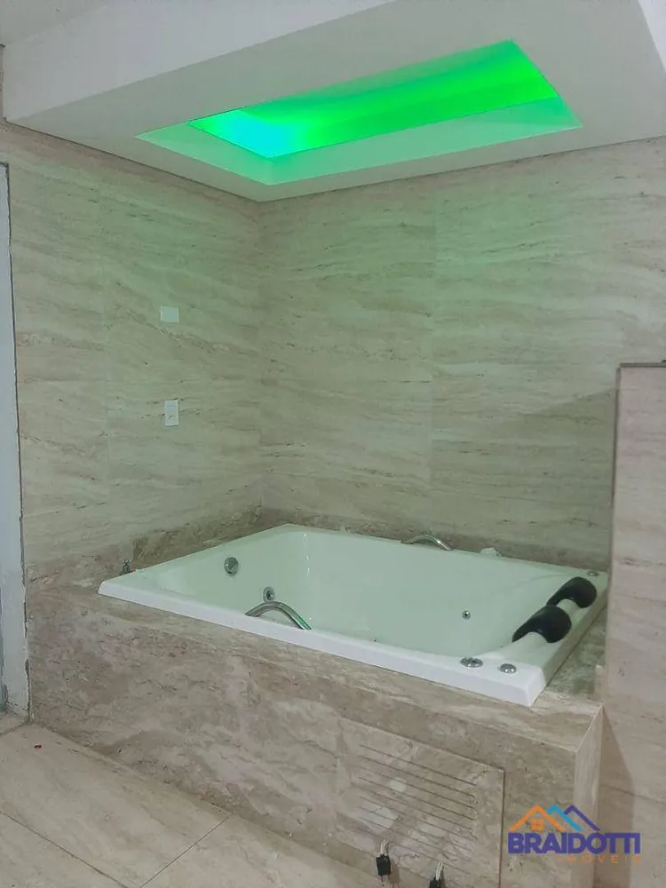 Chácara, 3 quartos, 1000 m² - Foto 4
