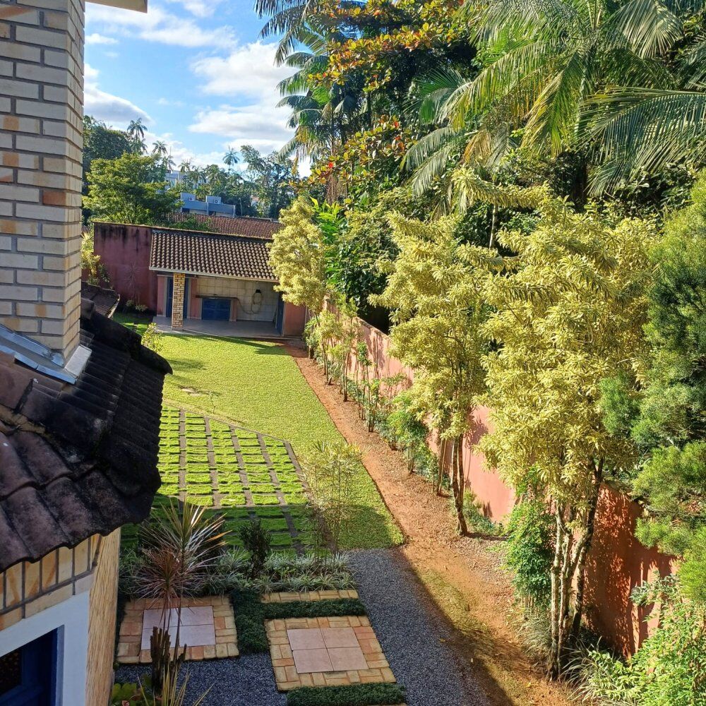 Casa à venda com 3 quartos, 260m² - Foto 4