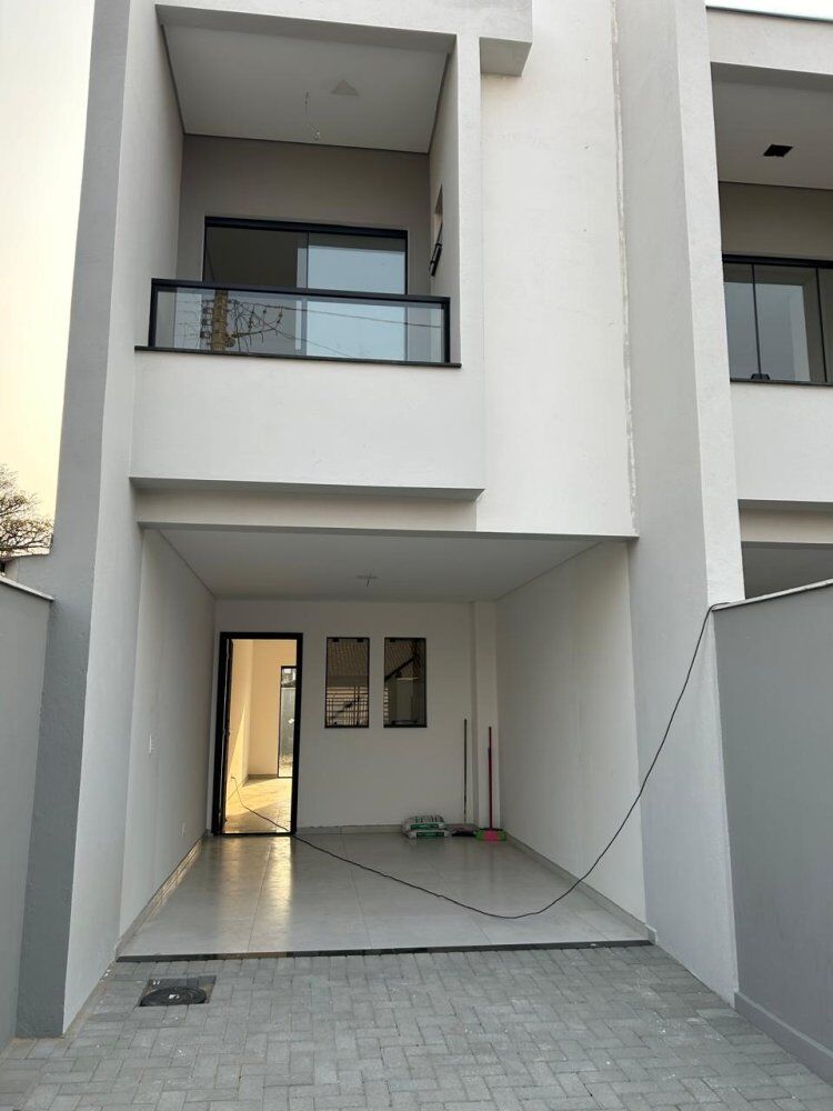 Sobrado à venda com 3 quartos, 100m² - Foto 3