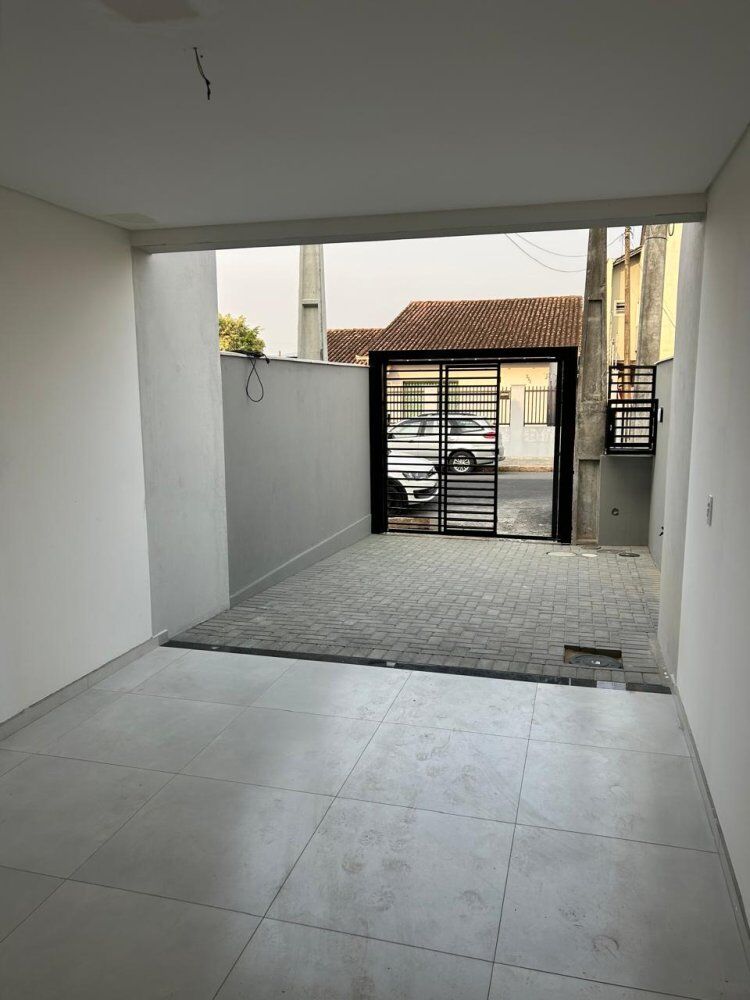 Sobrado à venda com 3 quartos, 100m² - Foto 4