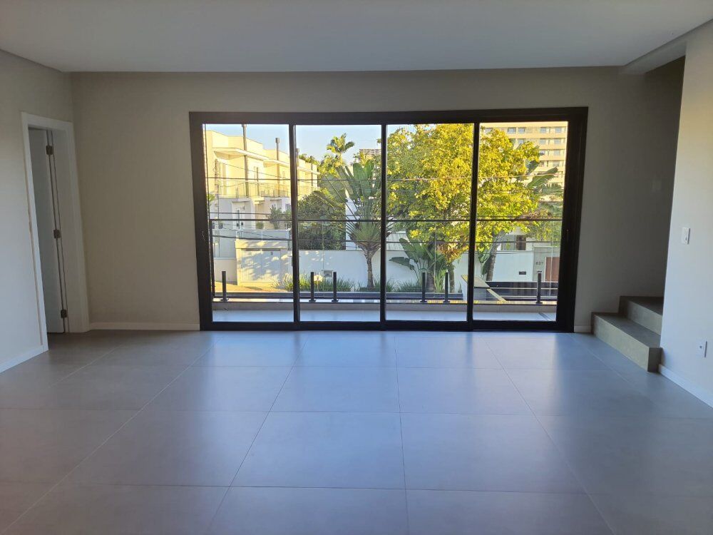 Casa à venda com 3 quartos, 309m² - Foto 24