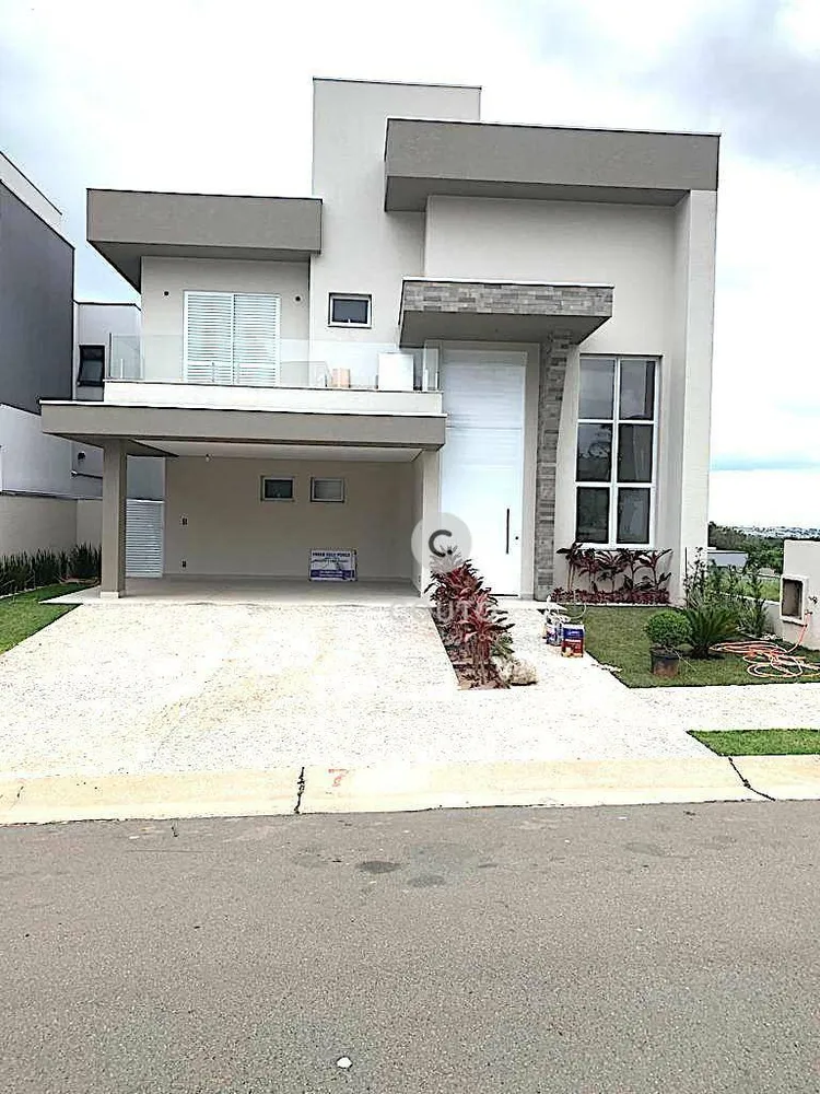 Casa, 4 quartos, 296 m² - Foto 1