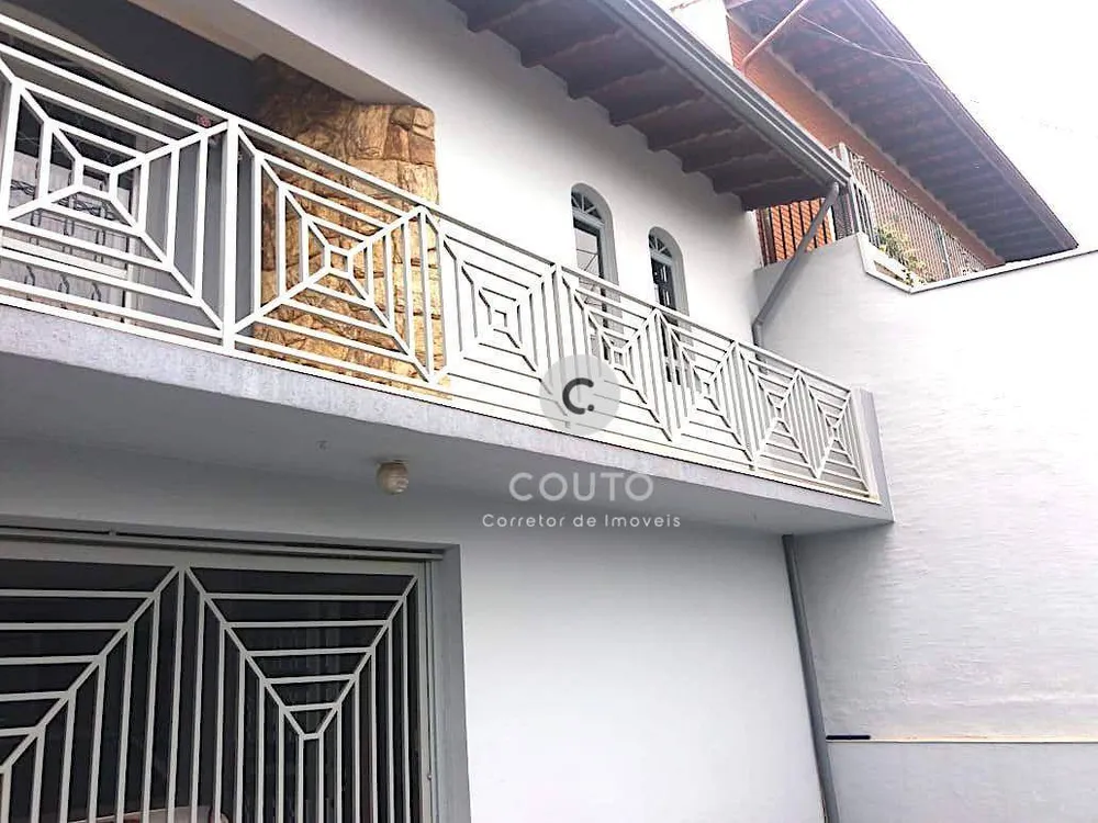 Casa, 3 quartos, 218 m² - Foto 2