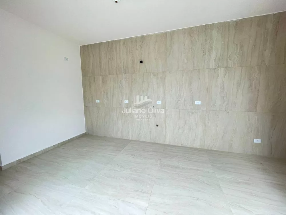 Casa à venda com 3 quartos, 60m² - Foto 6