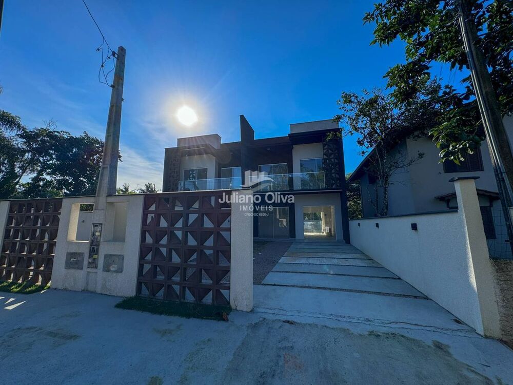 Sobrado, 3 quartos, 121 m² - Foto 1