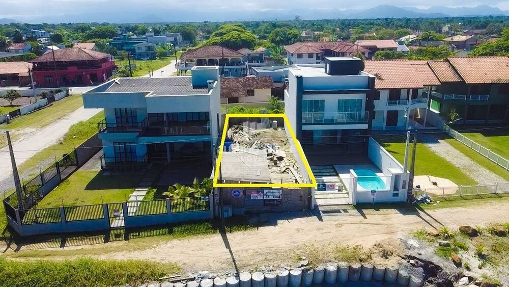 Terreno, 180 m² - Foto 1