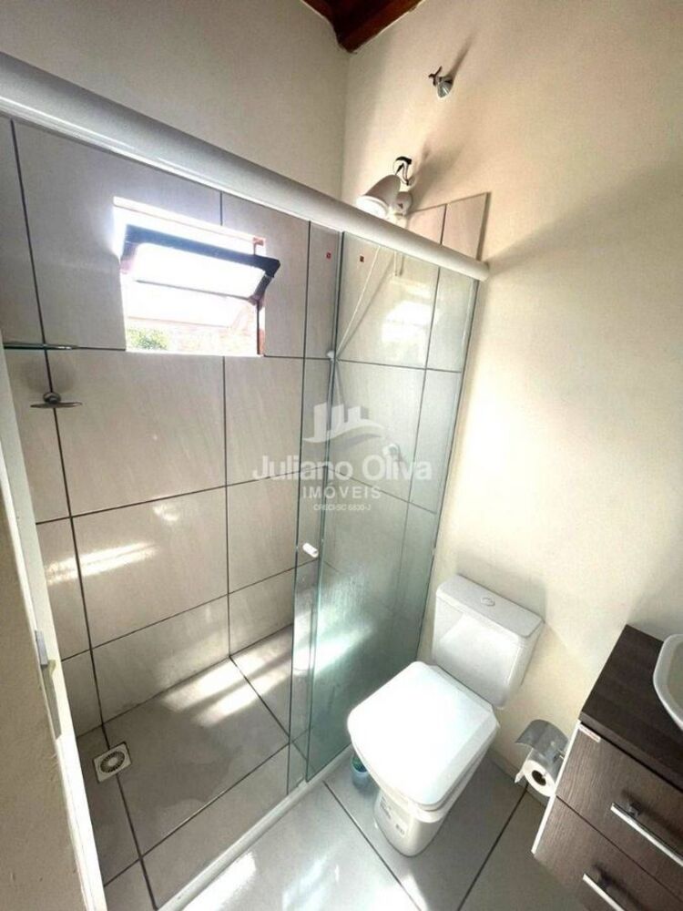 Casa, 3 quartos, 81 m² - Foto 1