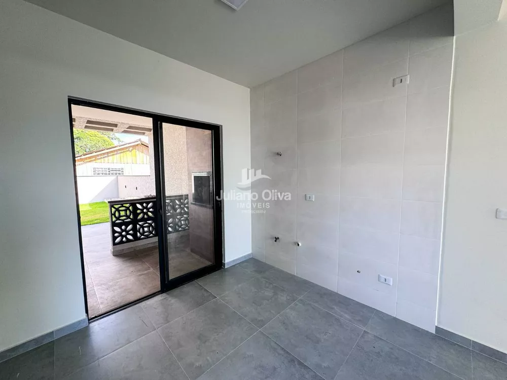 Casa à venda com 3 quartos, 80m² - Foto 8