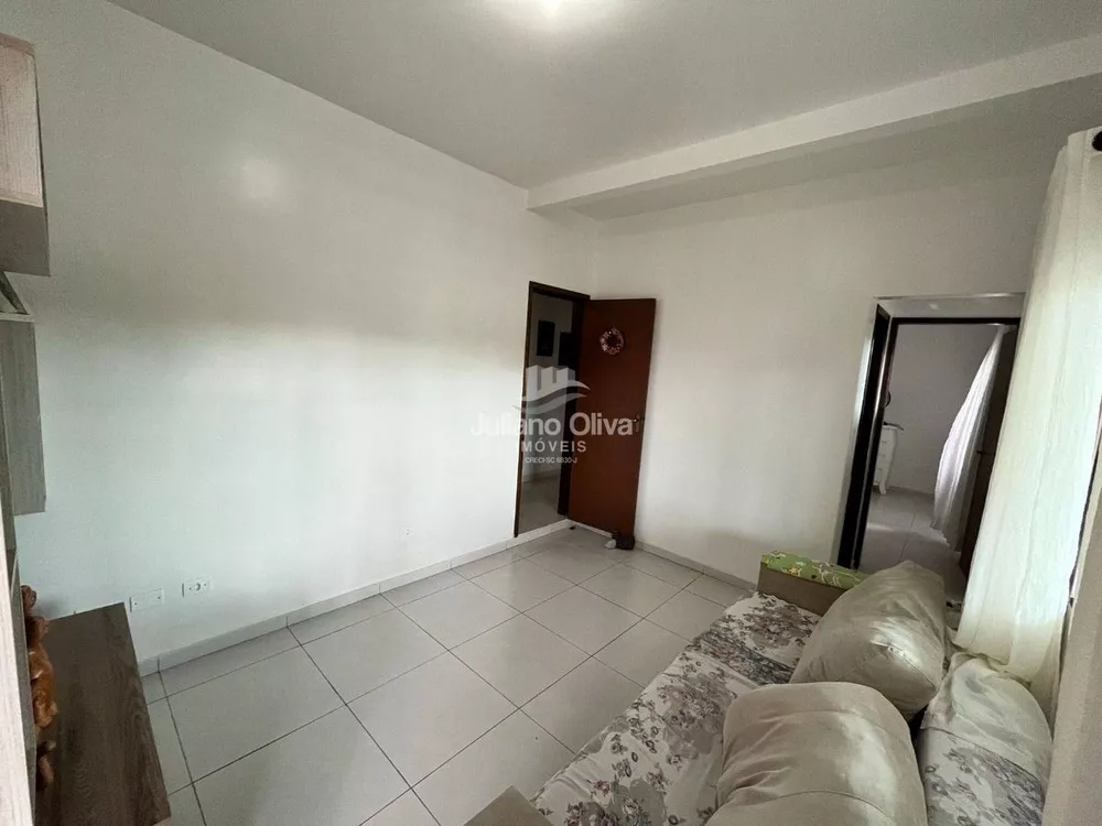 Sobrado à venda com 8 quartos, 327m² - Foto 4