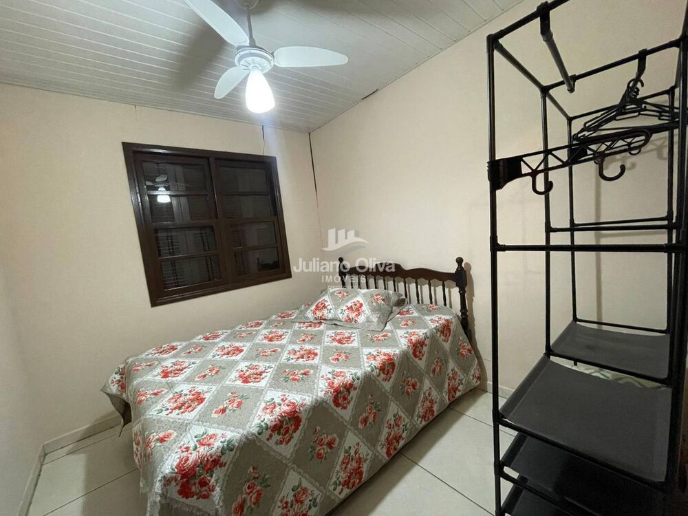 Casa à venda com 6 quartos, 150m² - Foto 7
