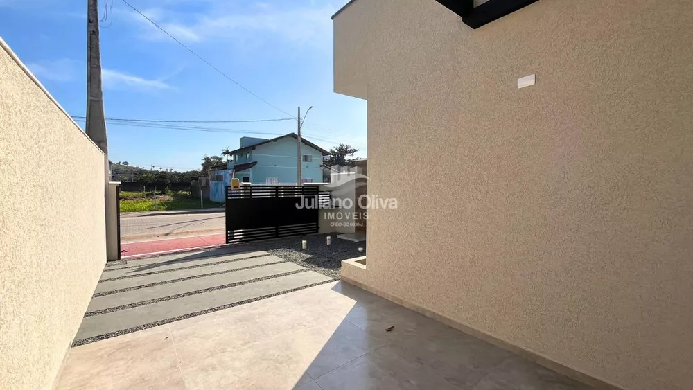 Casa à venda com 3 quartos, 79m² - Foto 8