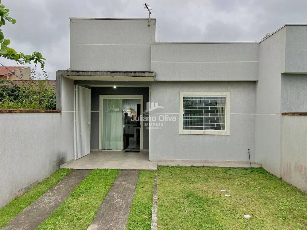 Casa à venda com 2 quartos, 48m² - Foto 2