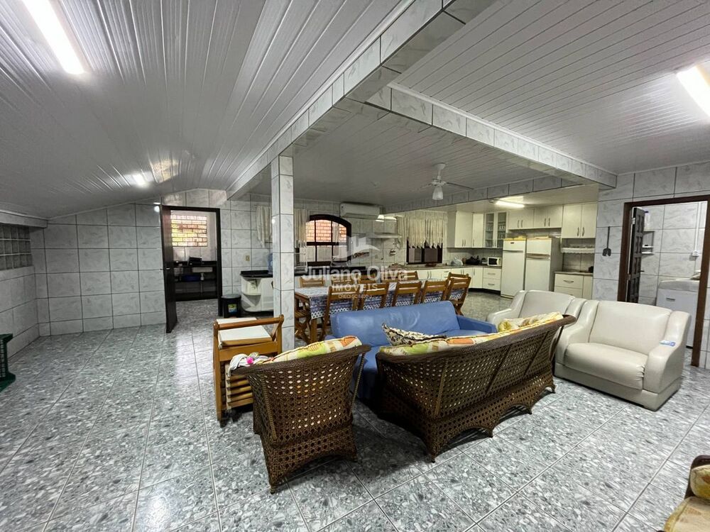 Casa à venda com 3 quartos, 184m² - Foto 17
