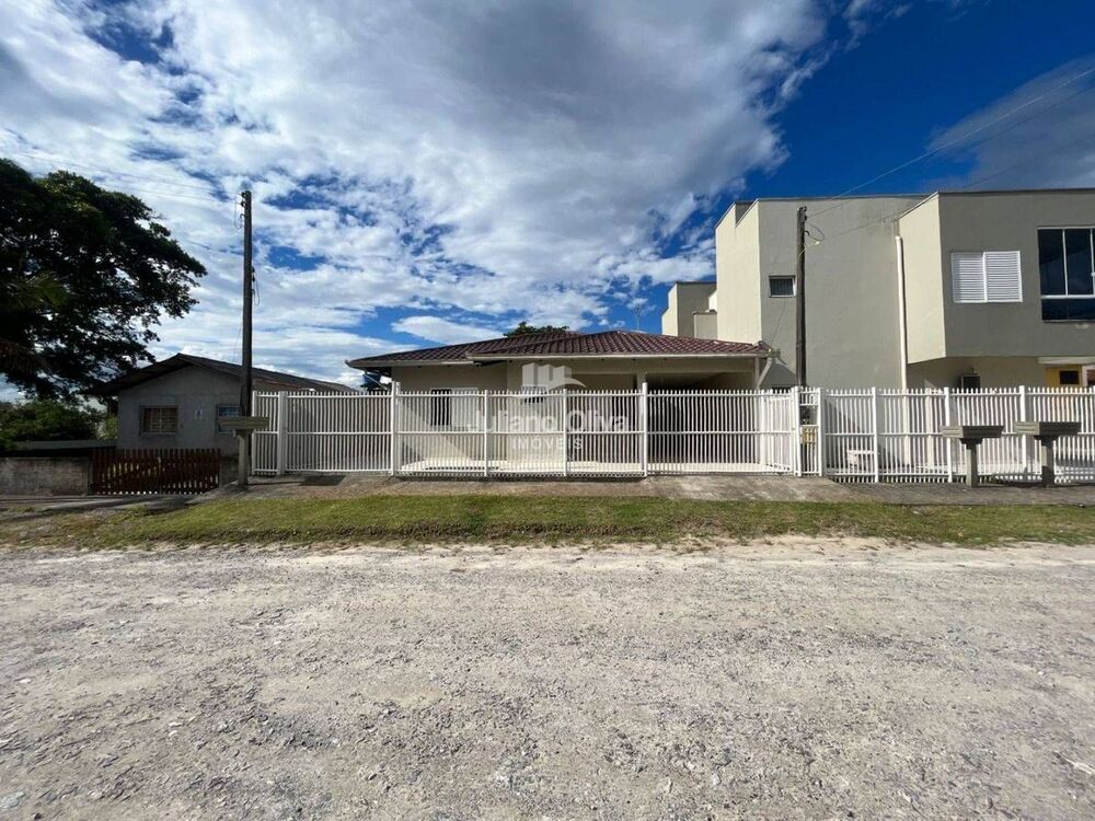 Casa, 3 quartos, 122 m² - Foto 2
