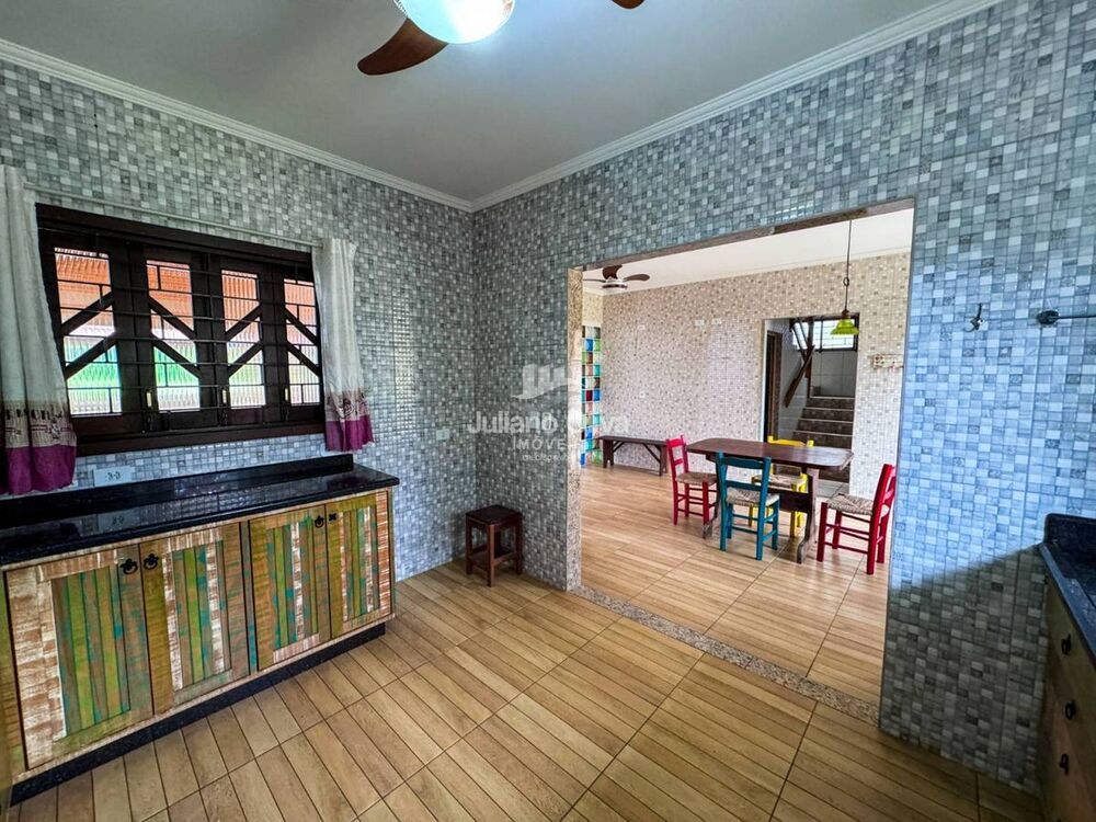 Casa, 3 quartos, 182 m² - Foto 8