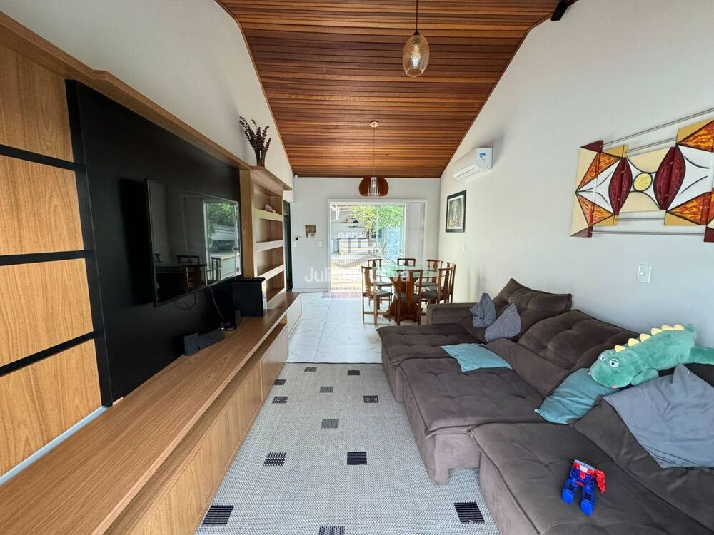 Casa, 4 quartos, 196 m² - Foto 4