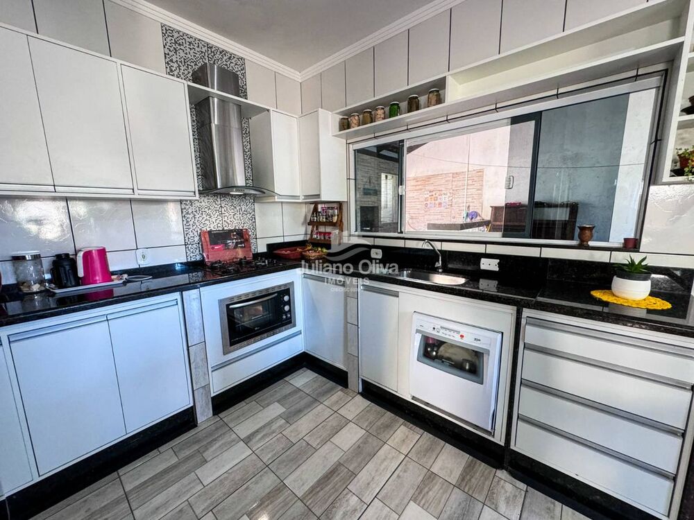 Casa à venda com 3 quartos, 114m² - Foto 6