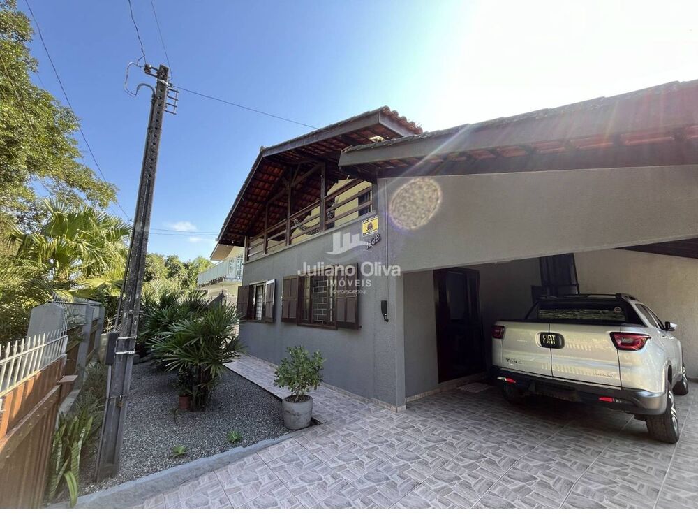 Sobrado, 5 quartos, 258 m² - Foto 1