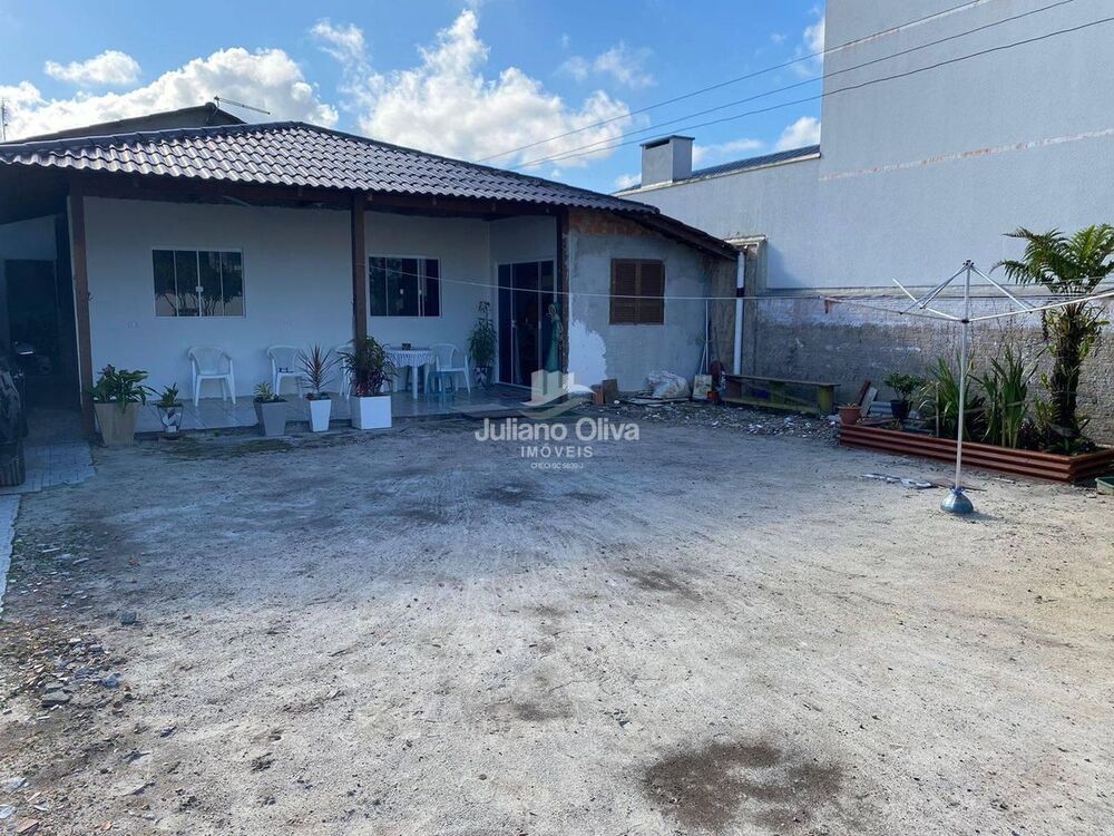 Casa, 3 quartos, 70 m² - Foto 1