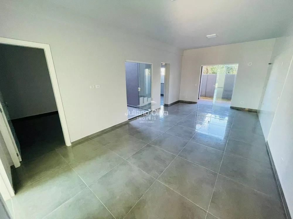 Apartamento à venda com 3 quartos, 82m² - Foto 3