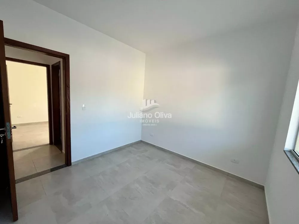 Casa à venda com 3 quartos, 94m² - Foto 5