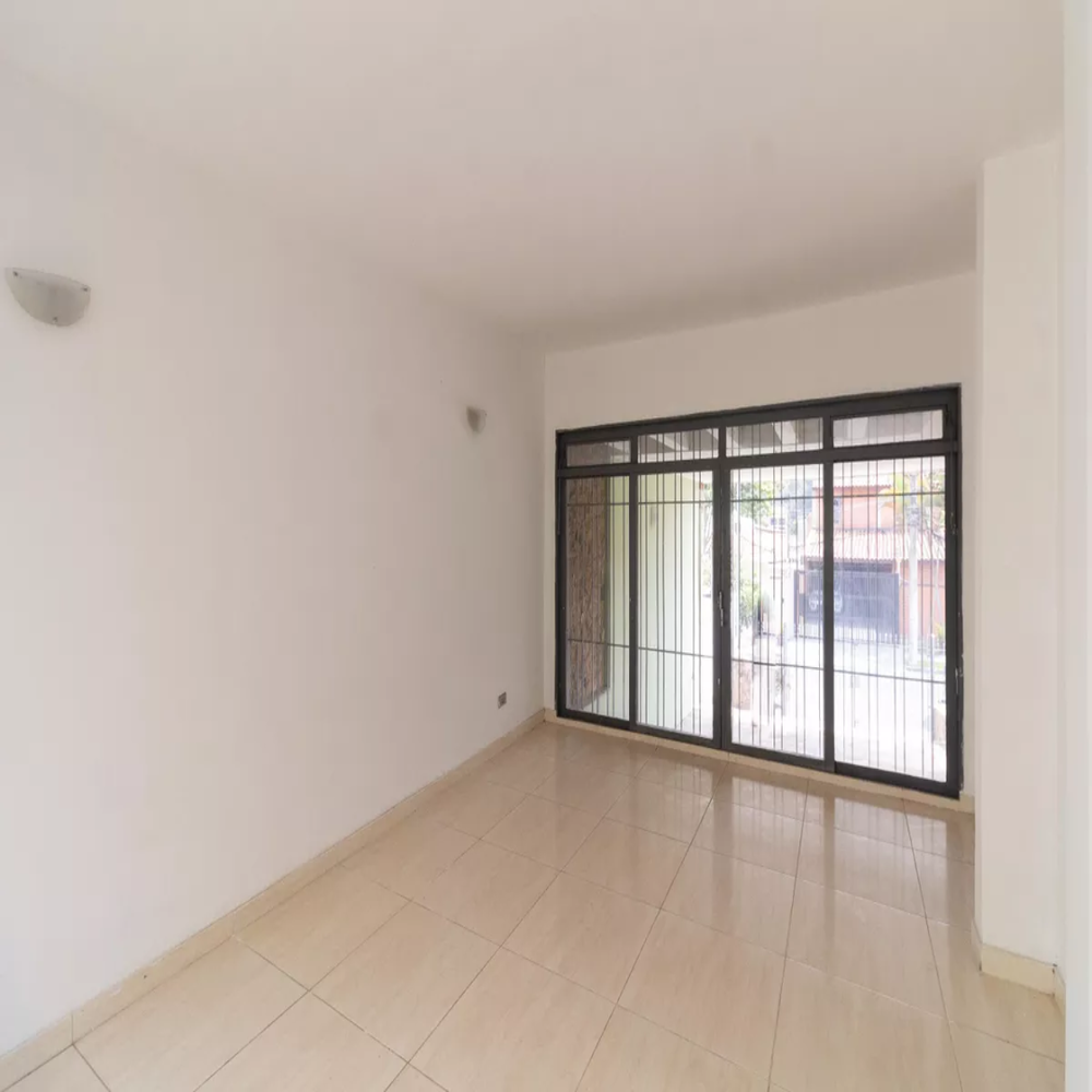 Casa, 3 quartos, 196 m² - Foto 2