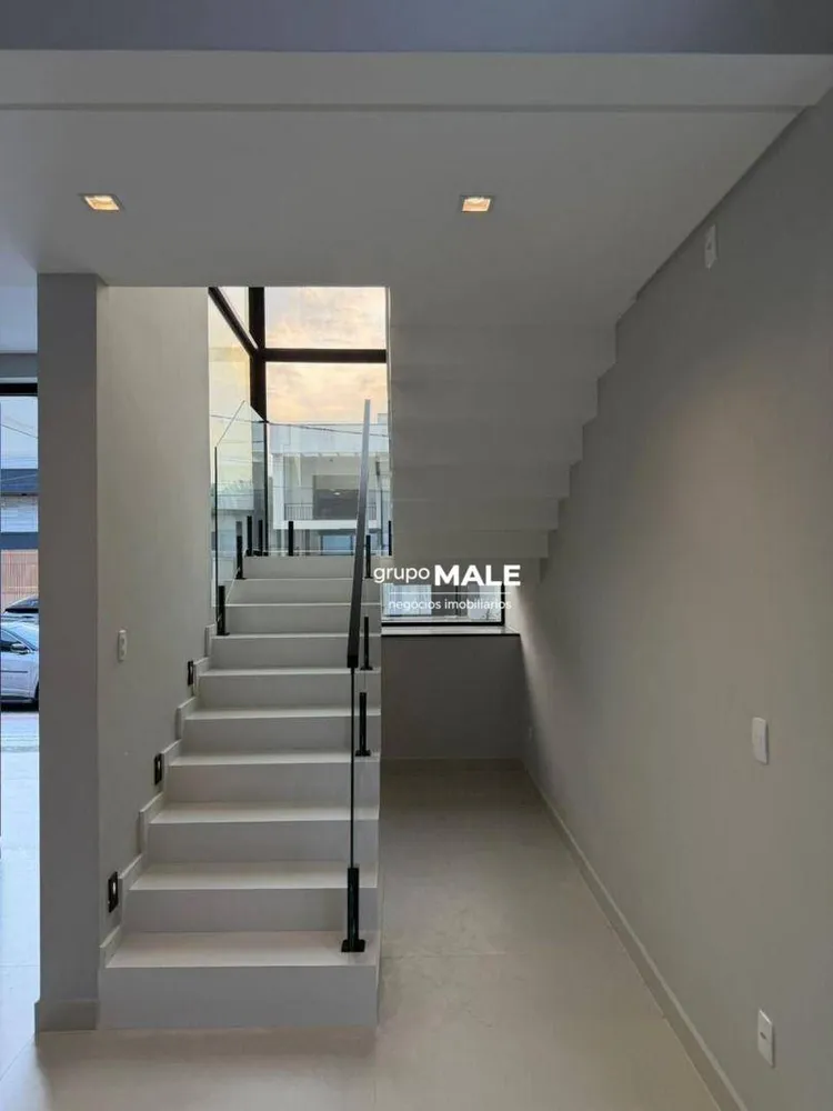 Sobrado, 4 quartos, 412 m² - Foto 3