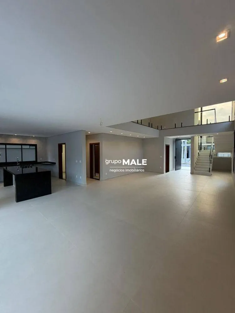 Sobrado, 4 quartos, 412 m² - Foto 4