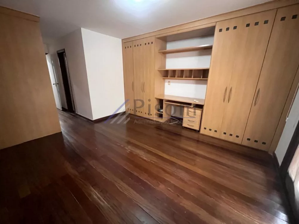 Casa, 3 quartos, 263 m² - Foto 12