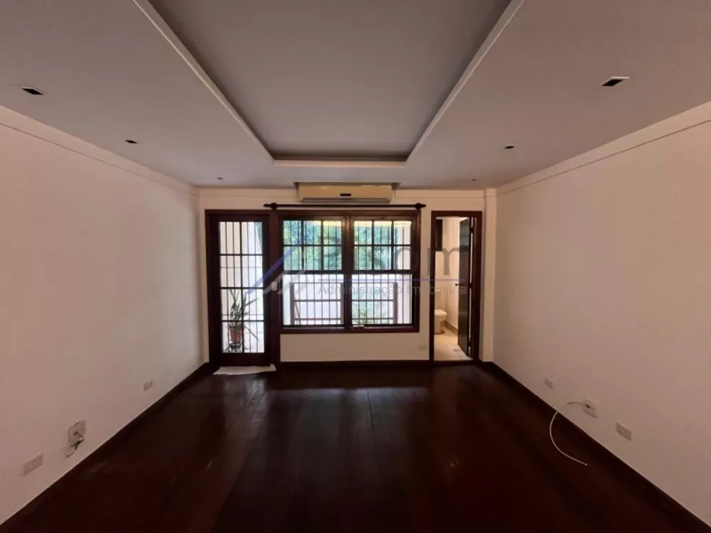 Casa, 3 quartos, 263 m² - Foto 1