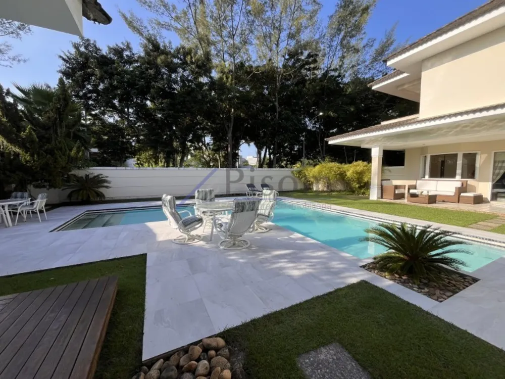 Casa, 8 quartos, 1076 m² - Foto 2