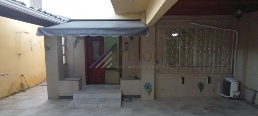 Casa, 3 quartos, 209 m² - Foto 2