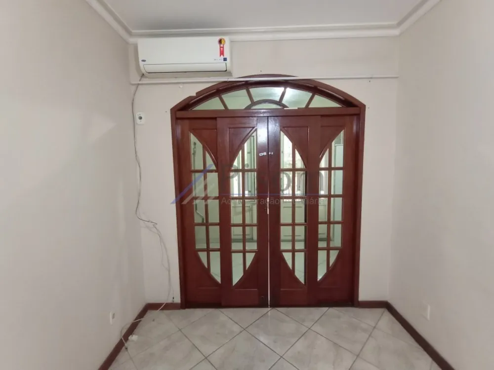Casa, 3 quartos, 209 m² - Foto 30