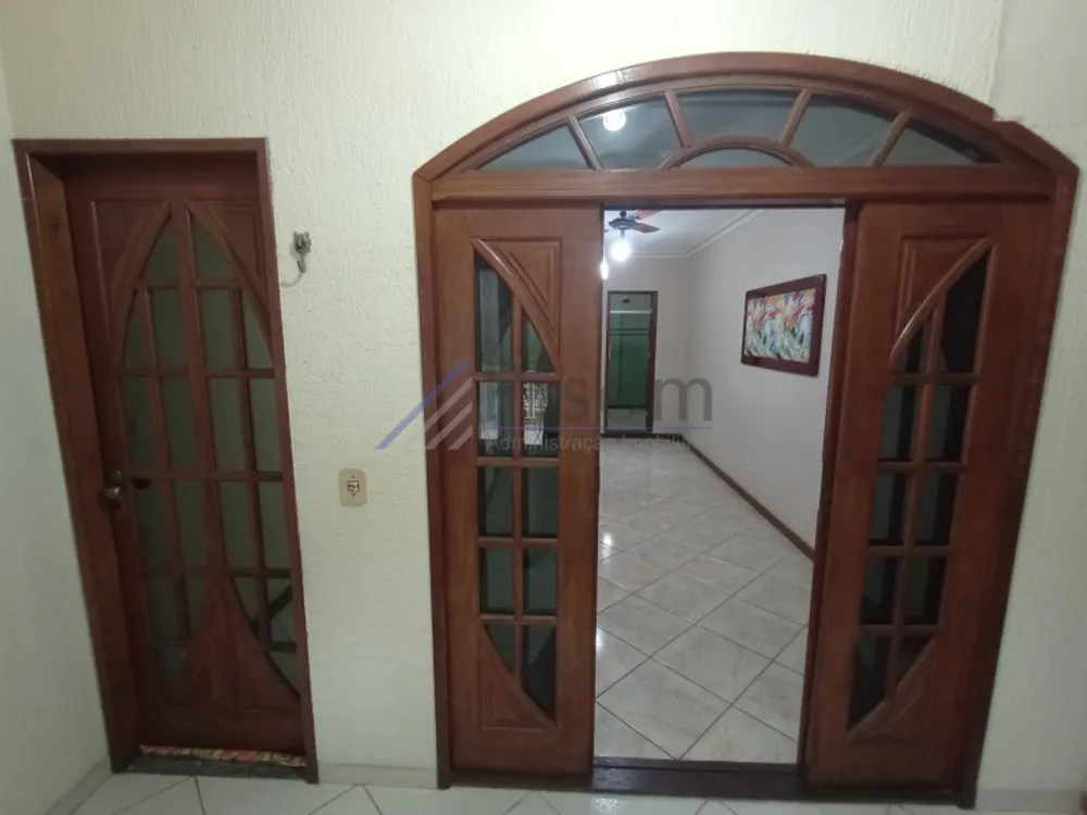 Casa, 3 quartos, 209 m² - Foto 13