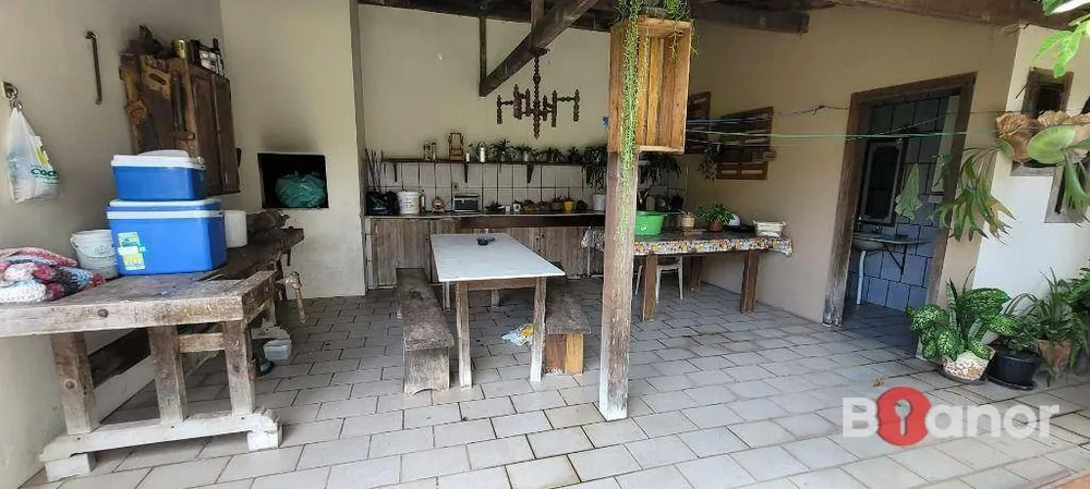 Casa, 4 quartos, 250 m² - Foto 16