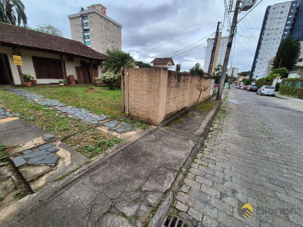 Casa, 4 quartos, 250 m² - Foto 9